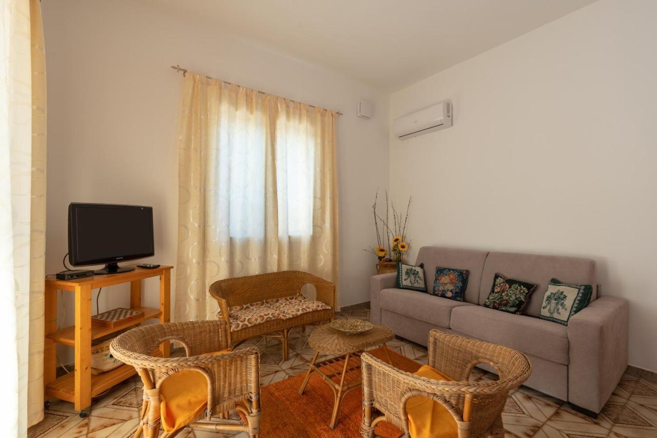 Casa Vacanze Calatijuncu Partinico Exterior foto